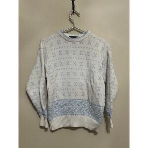 Vintage Eddie Bauer Sweater 1990's Style White Blue Snowflakes Knit Pullover